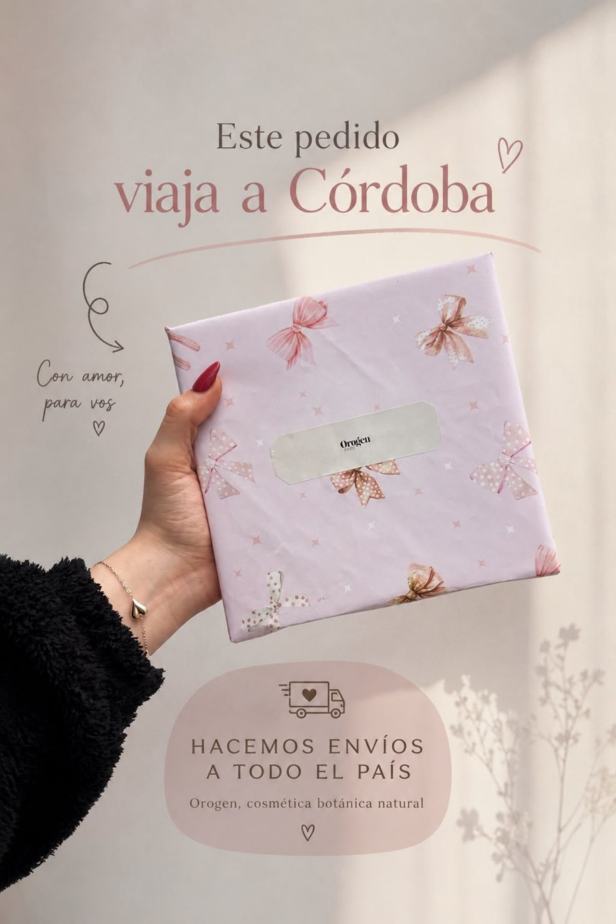 Ejemplo de un pedido de Orogen envuelto con papel de lazos y etiqueta de la marca